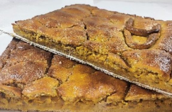 Empanada gallega de maíz con atún artesanal - 22