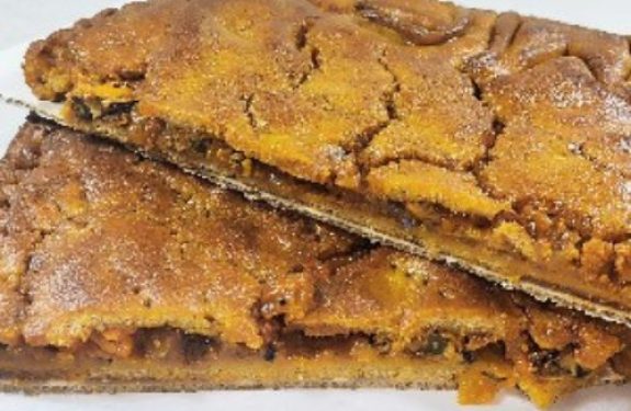 Empanada gallega de maíz con berberechos artesana - 5